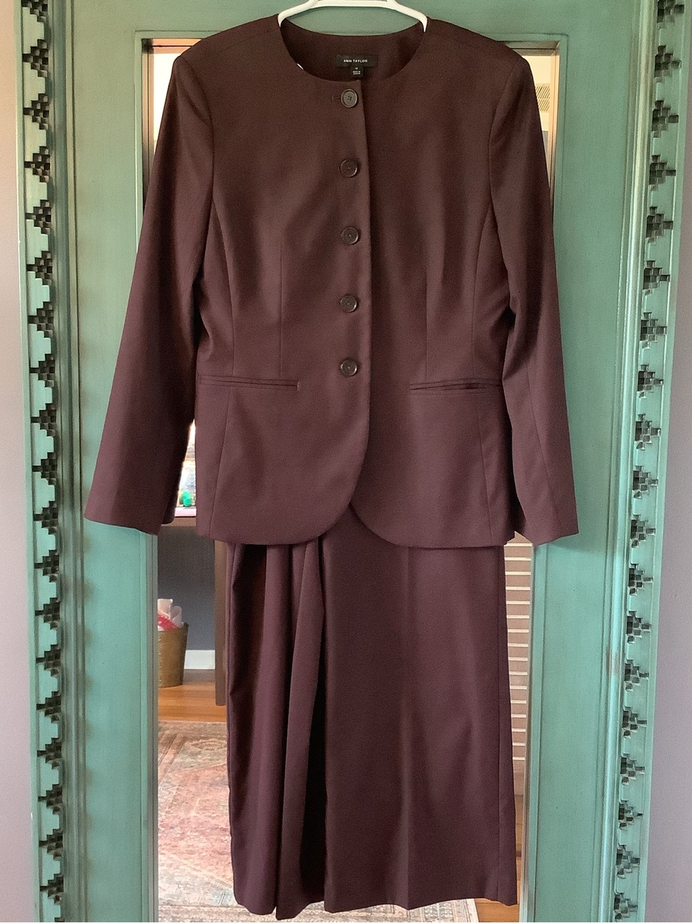 Ann Taylor Women's Suit - Classic Button Jacket & Pants